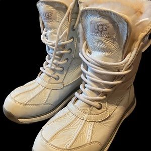 NWT UGG Adirondack III White Patent Leather Waterproof Winter Boots